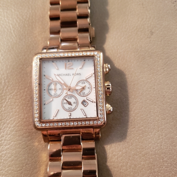 Michael Kors Accessories - Michael Kors womens chronograph  watch